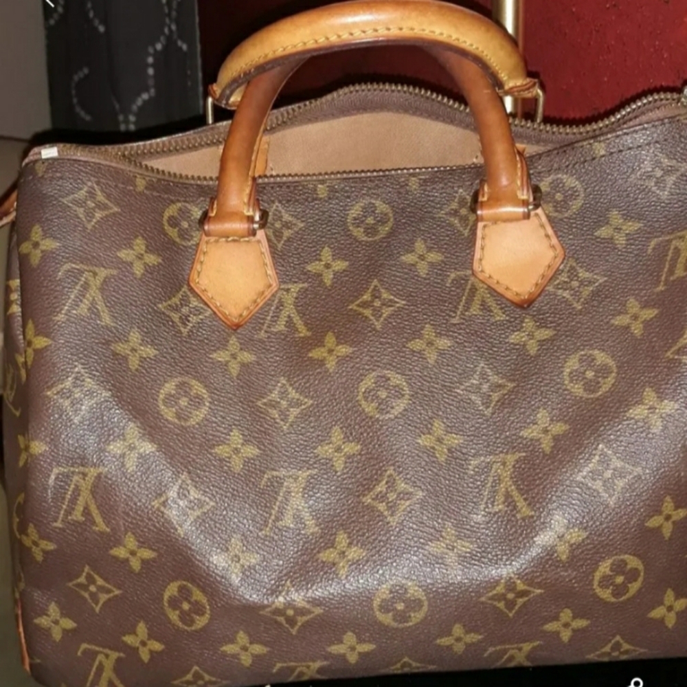 SOLD***Louis Vuitton speedy 30